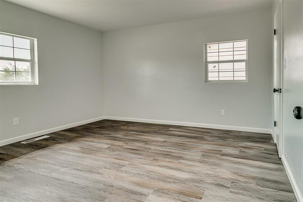 5309 S Blackwelder Avenue Property Photo 36