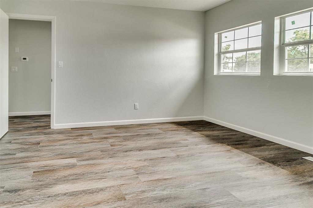 5309 S Blackwelder Avenue Property Photo 38
