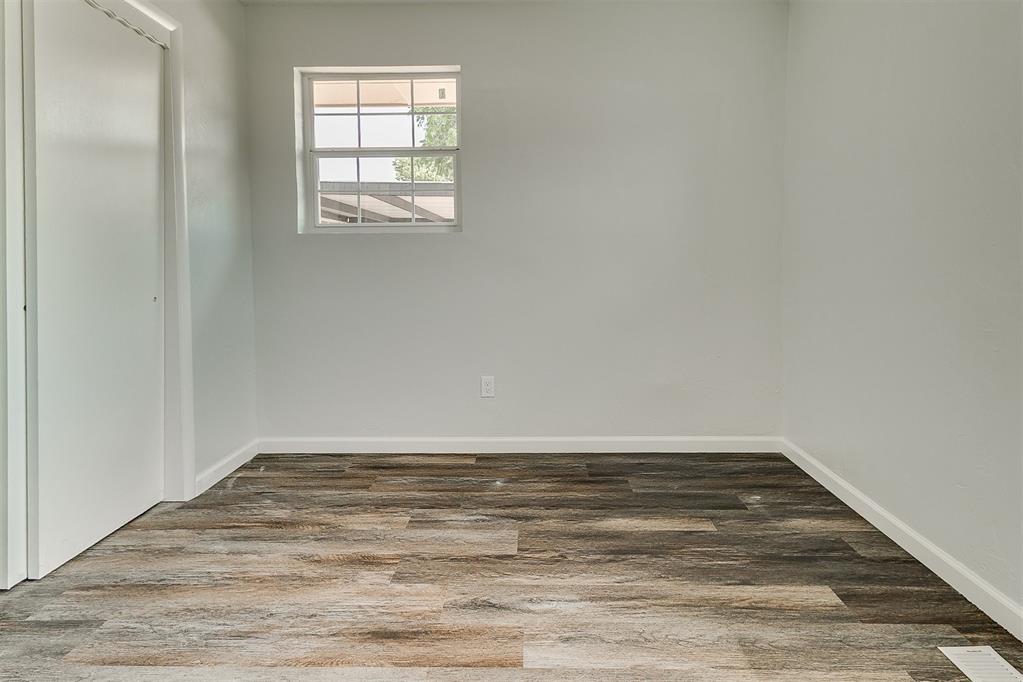 5309 S Blackwelder Avenue Property Photo 42