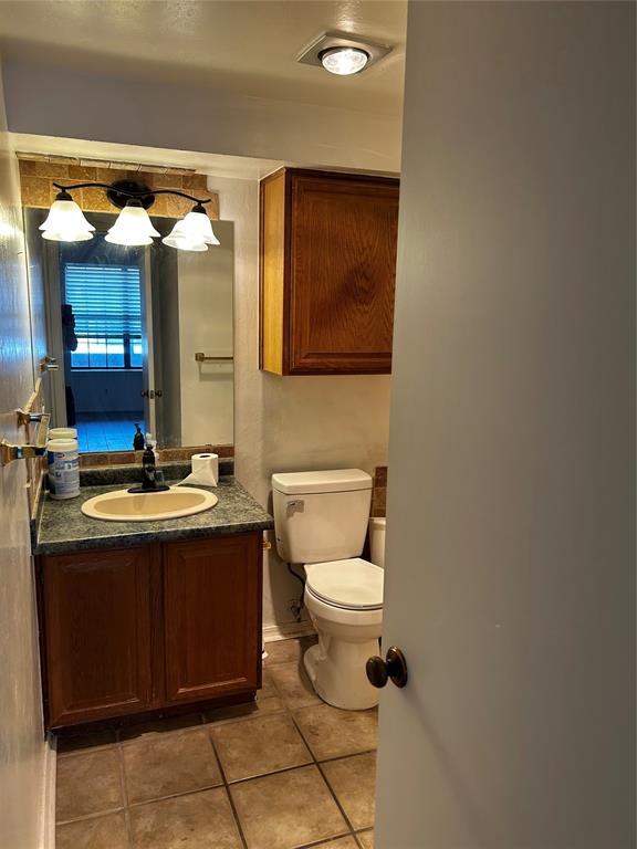 11130 Stratford Drive 418 Property Photo 16