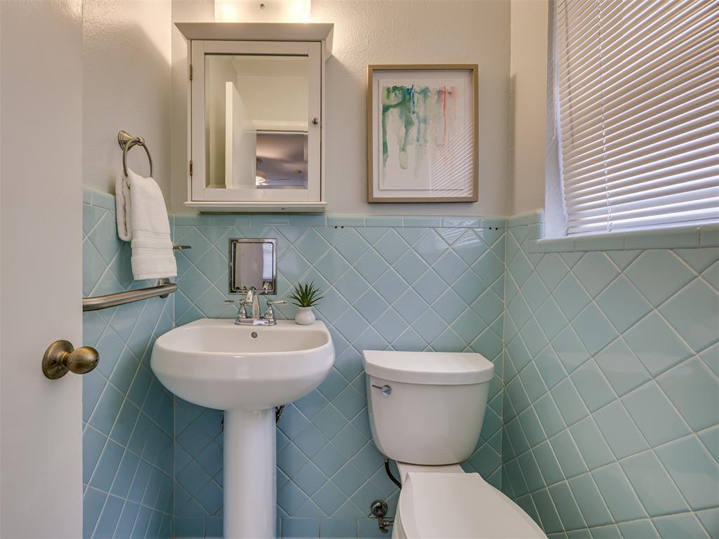 5936 N Ione Drive Property Photo 22