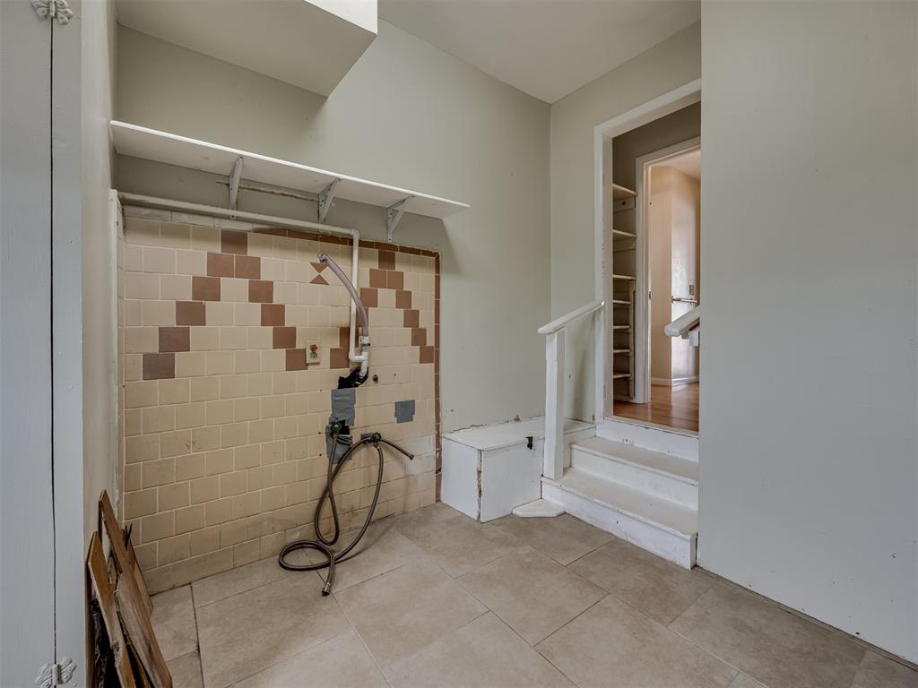 5936 N Ione Drive Property Photo 33