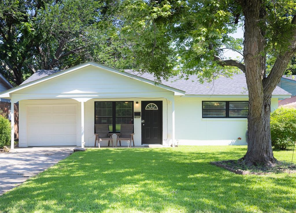 1522 E Nancy Street Property Photo 1