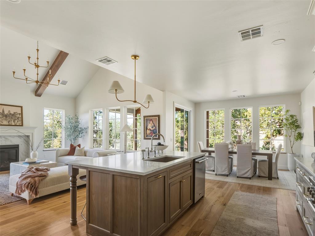 7117 Sunset Sail Avenue Property Photo 1