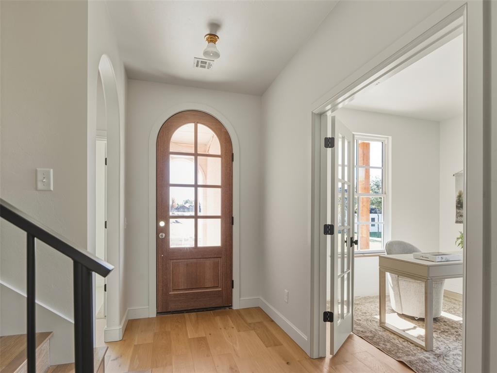 7117 Sunset Sail Avenue Property Photo 8