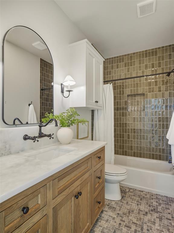 7117 Sunset Sail Avenue Property Photo 11