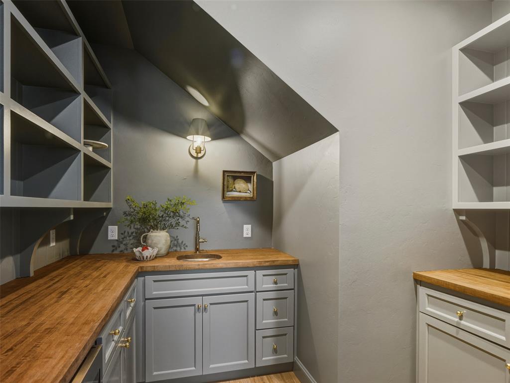 7117 Sunset Sail Avenue Property Photo 23