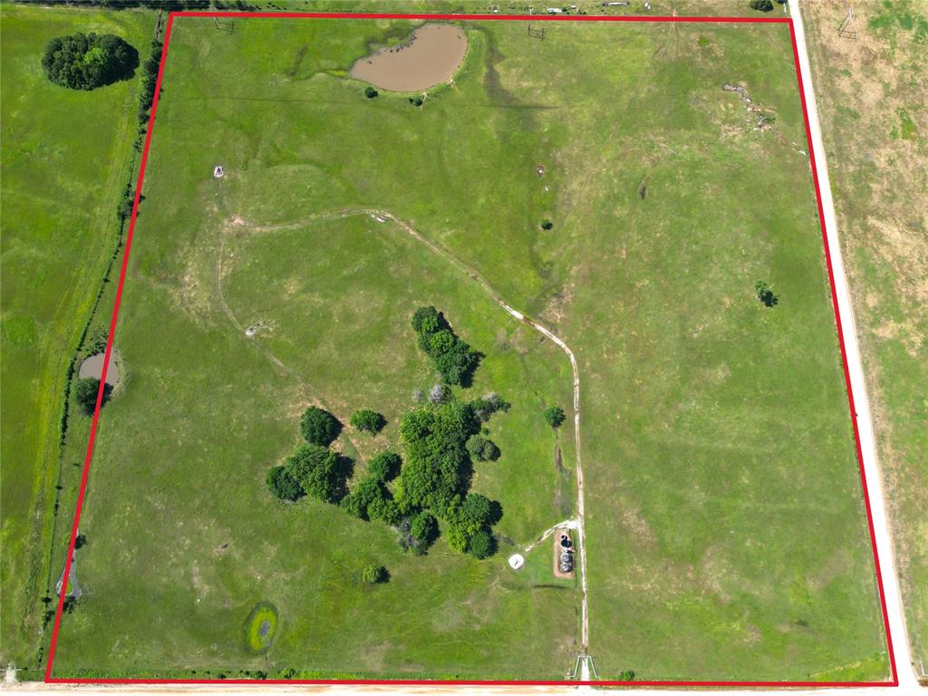 E 134 Road Property Photo 1