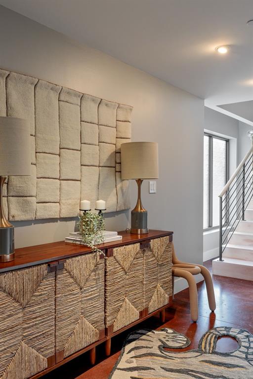 223 Ne 4th Street Property Photo 8