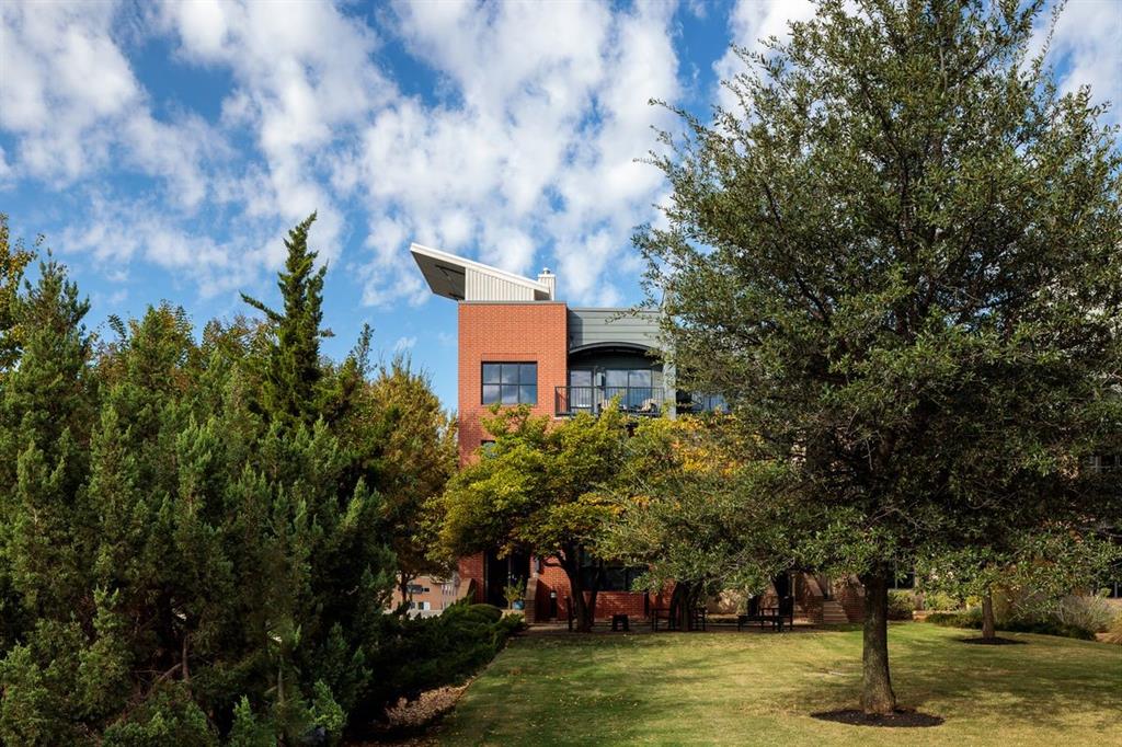 223 Ne 4th Street Property Photo 42