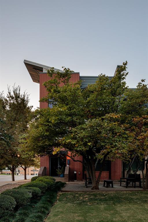 223 Ne 4th Street Property Photo 43