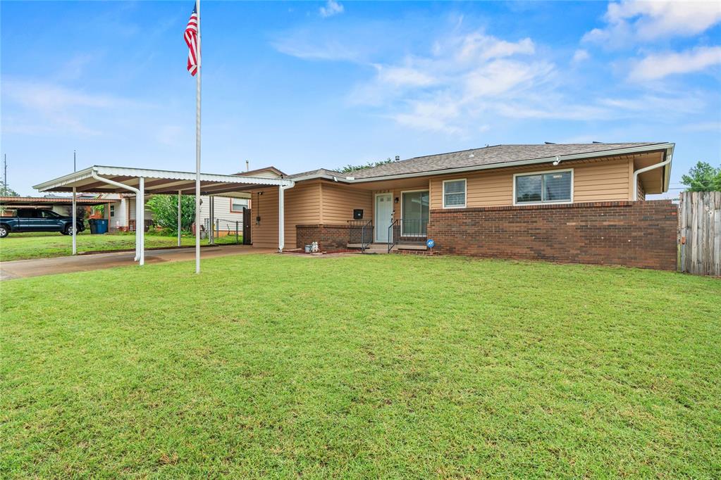1628 Waltz Way Property Photo 1