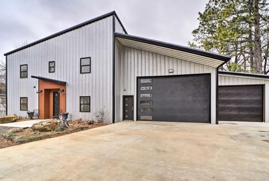 115008 S 4292 Road Property Photo 1