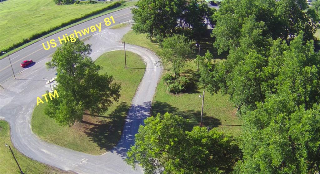 1007 S Broadway Street Property Photo 6