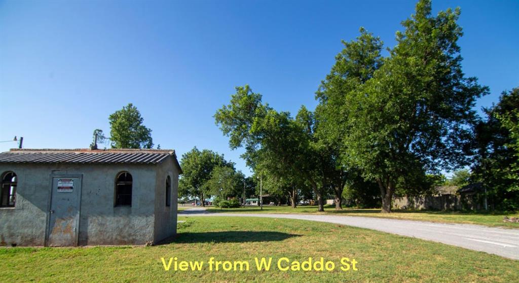 1007 S Broadway Street Property Photo 10