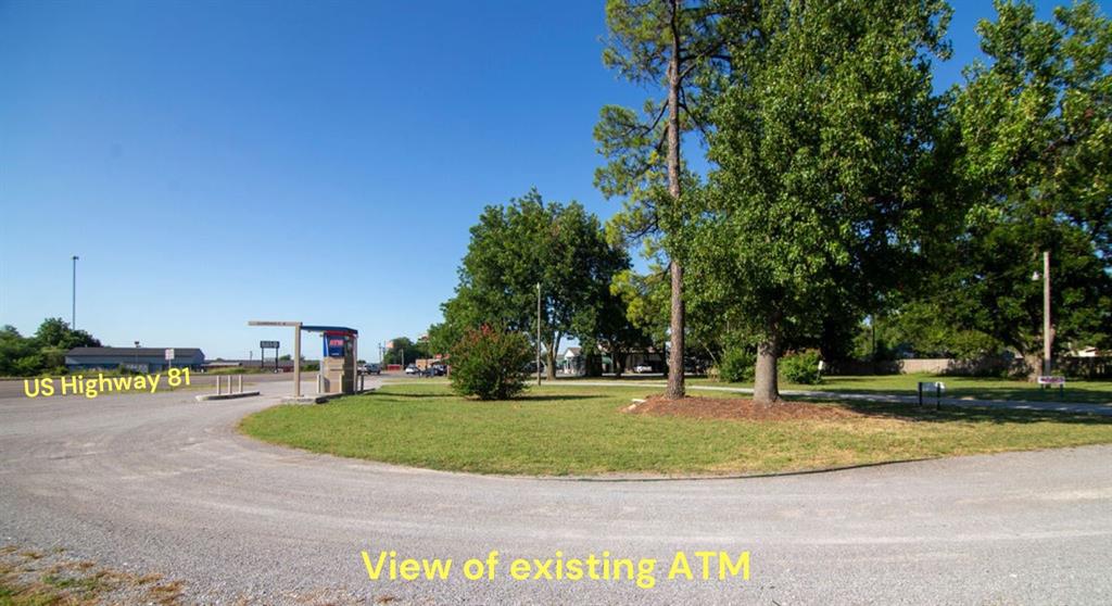 1007 S Broadway Street Property Photo 11