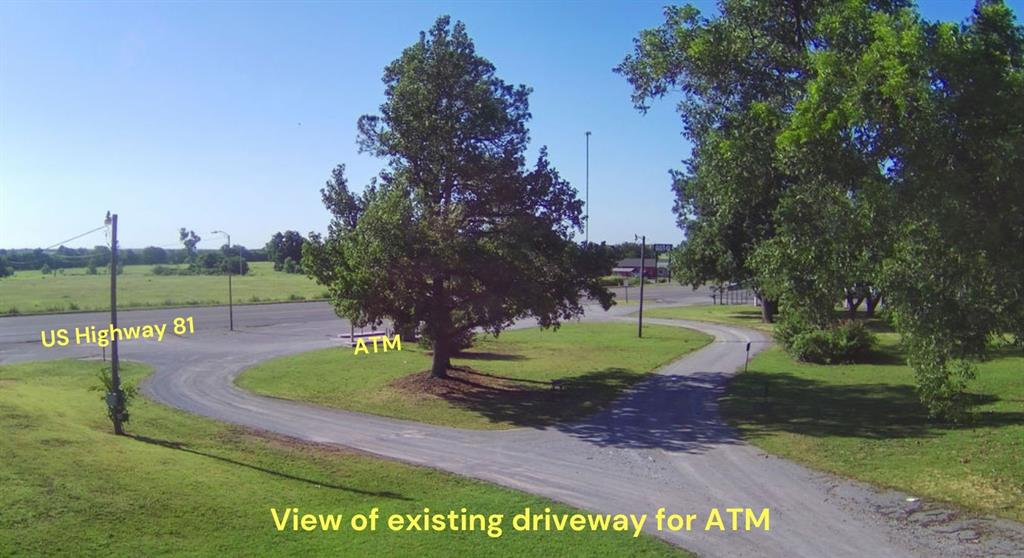 1007 S Broadway Street Property Photo 13