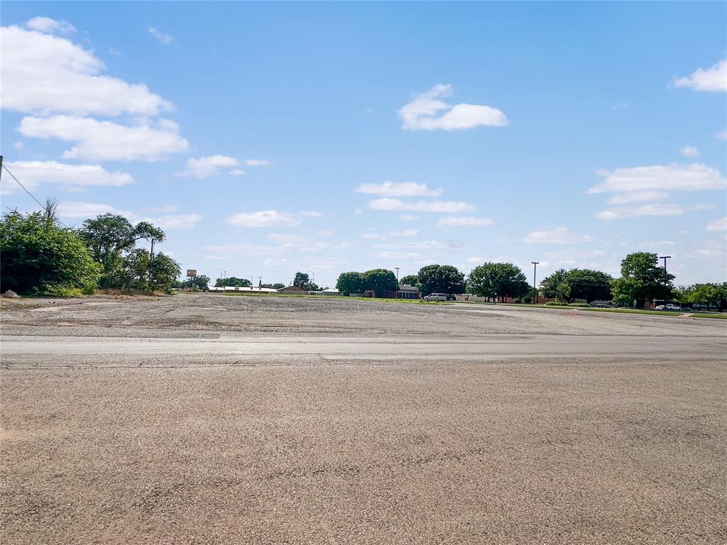 408 Ne Route 66 Highway Property Photo 5