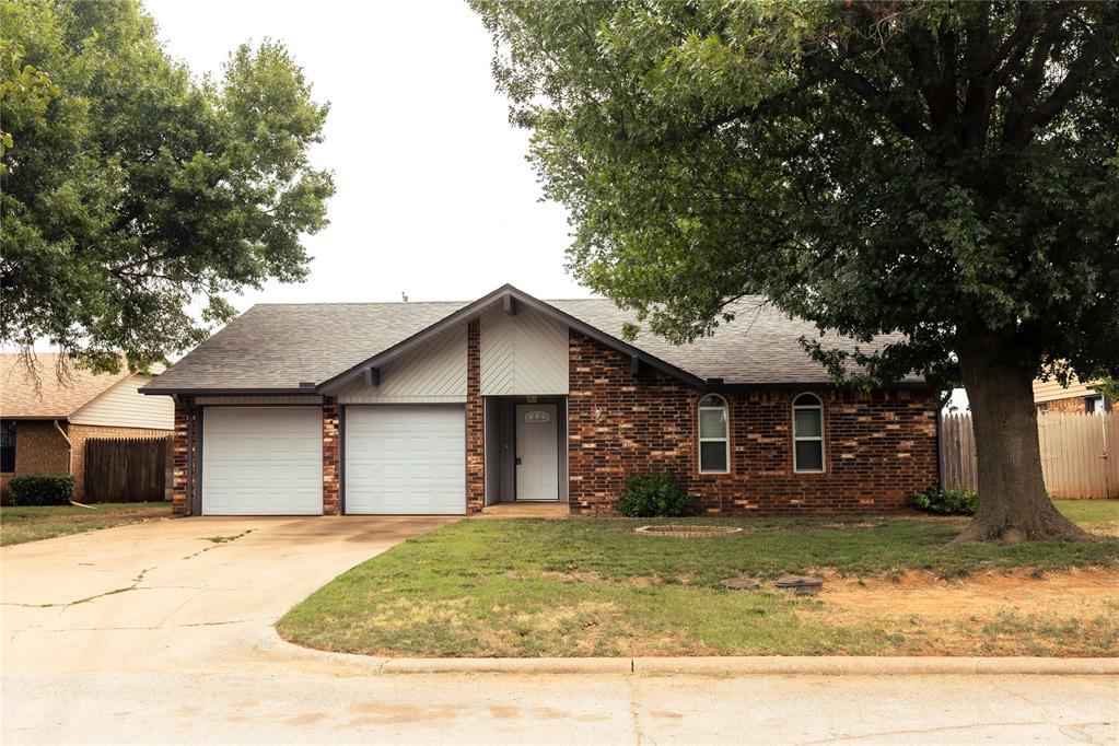3209 S 25th Street Property Photo 1