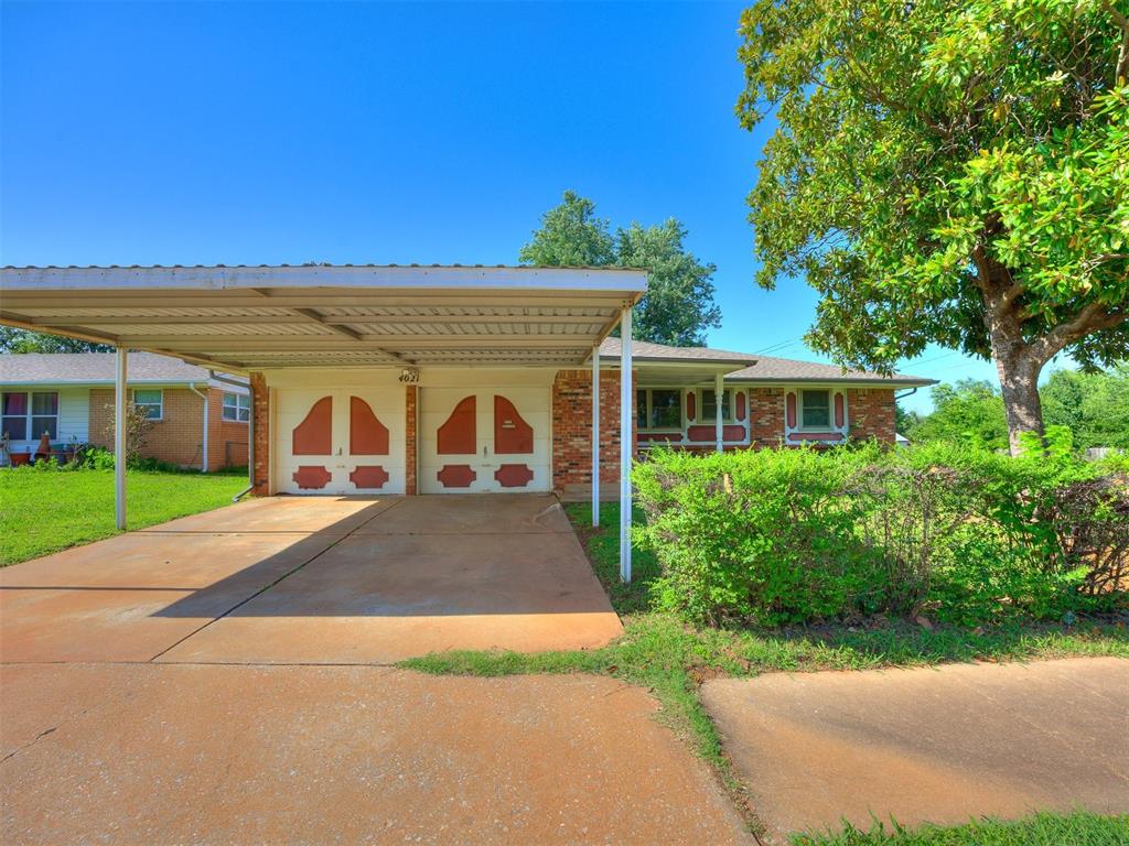 4021 E Larkwood Drive Property Photo 1