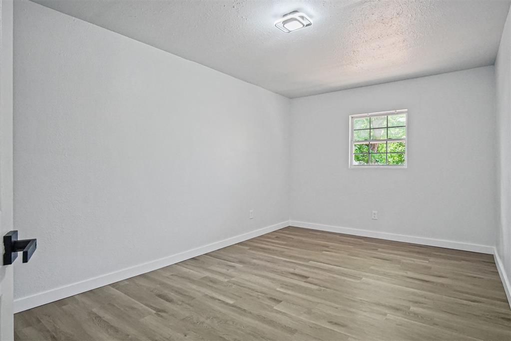 813 Sw 56th Street Property Photo 4