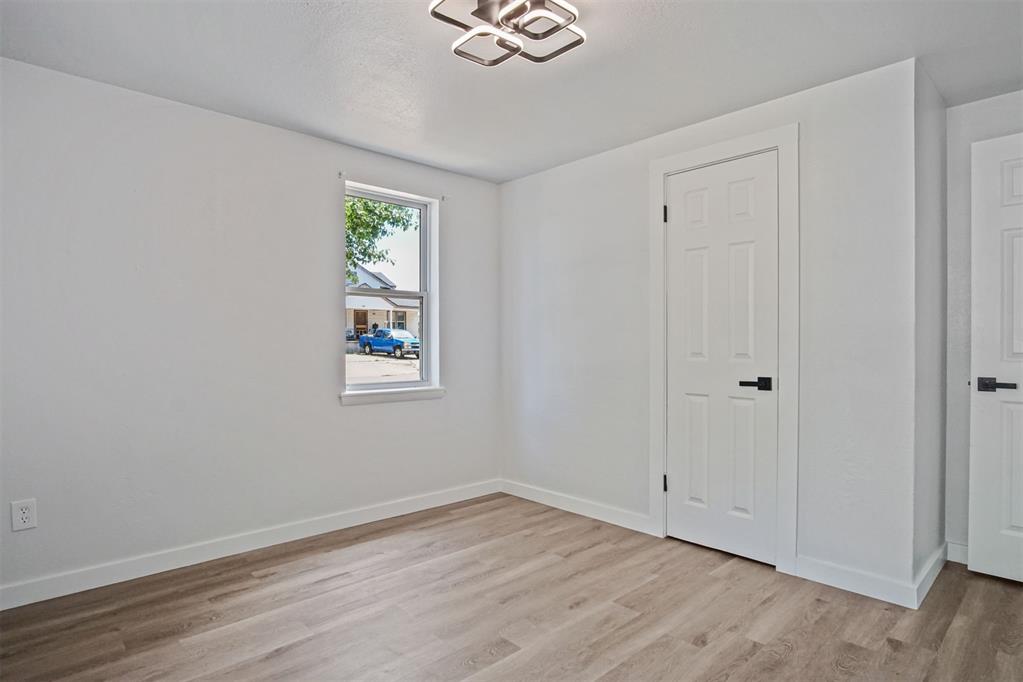 813 Sw 56th Street Property Photo 10