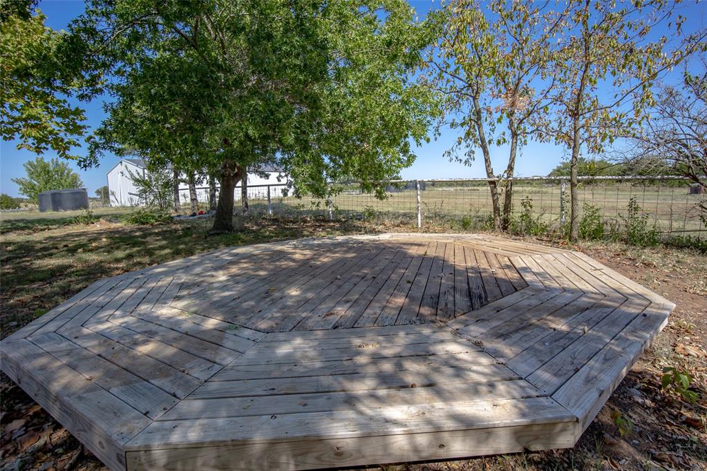 45350 Bob Crouch Road Property Photo 3