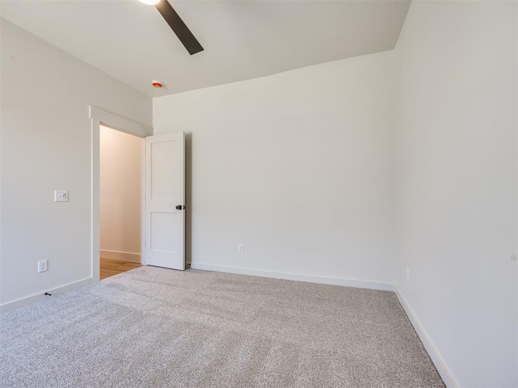 1136 Jozie Way Property Photo 29