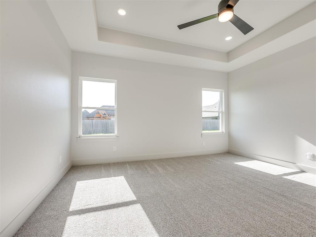1136 Jozie Way Property Photo 32