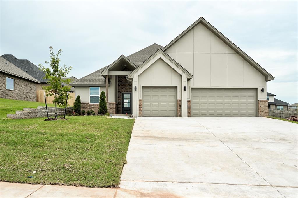 6101 Kinnick Drive Property Photo 1