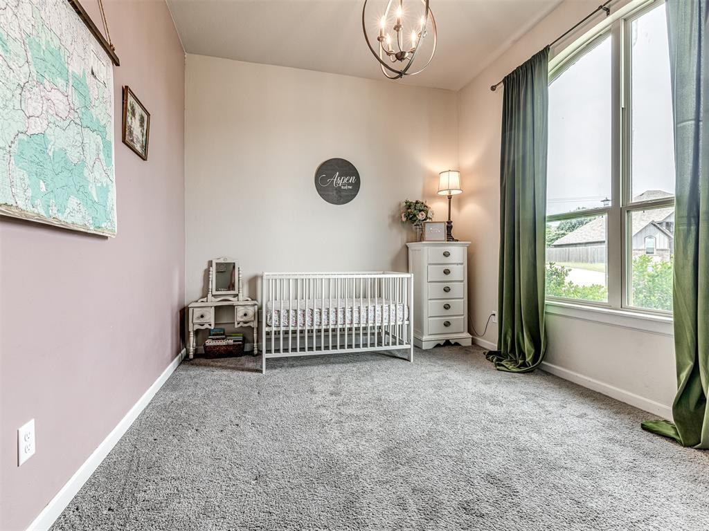 11104 Fairways Avenue Property Photo 5