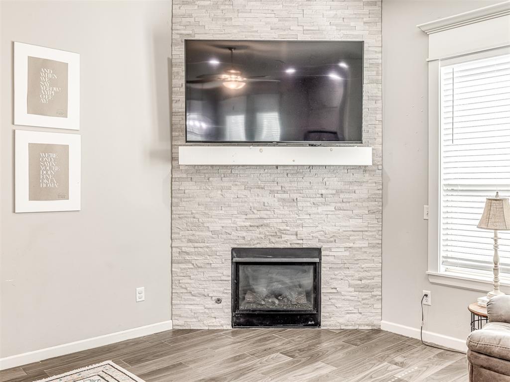 11104 Fairways Avenue Property Photo 12