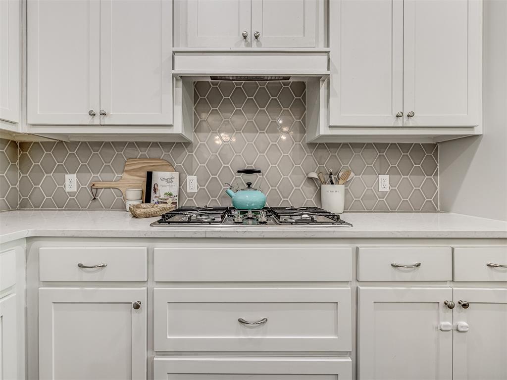 11104 Fairways Avenue Property Photo 17