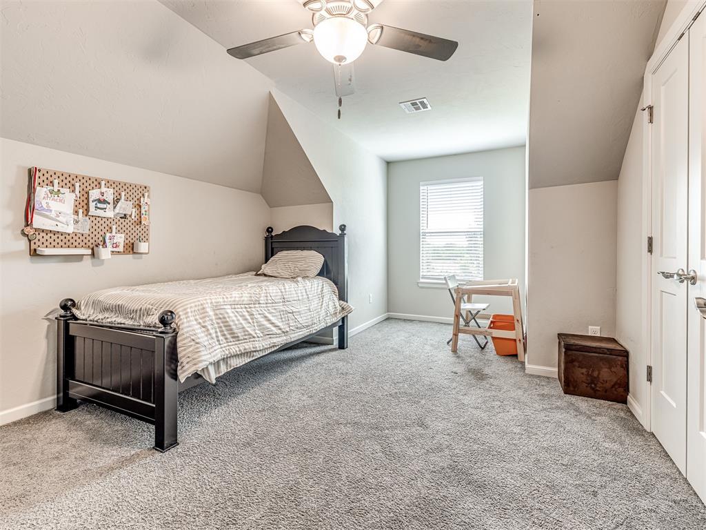 11104 Fairways Avenue Property Photo 32