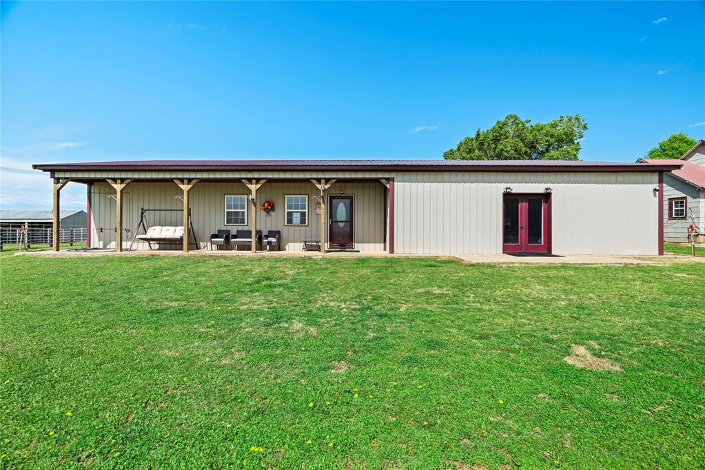 81631 N 2670 Road Property Photo 1