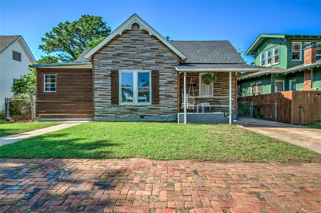 620 E Mansur Avenue Property Photo 1