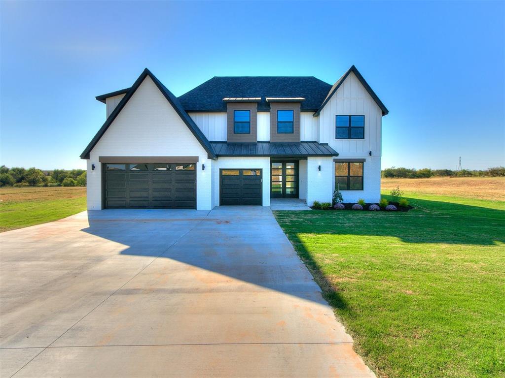 2741 Two Socks Run Property Photo