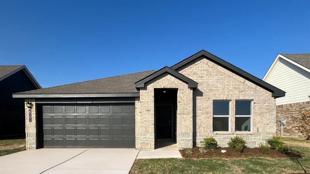 6101 Green Meadow Lane Property Photo 1