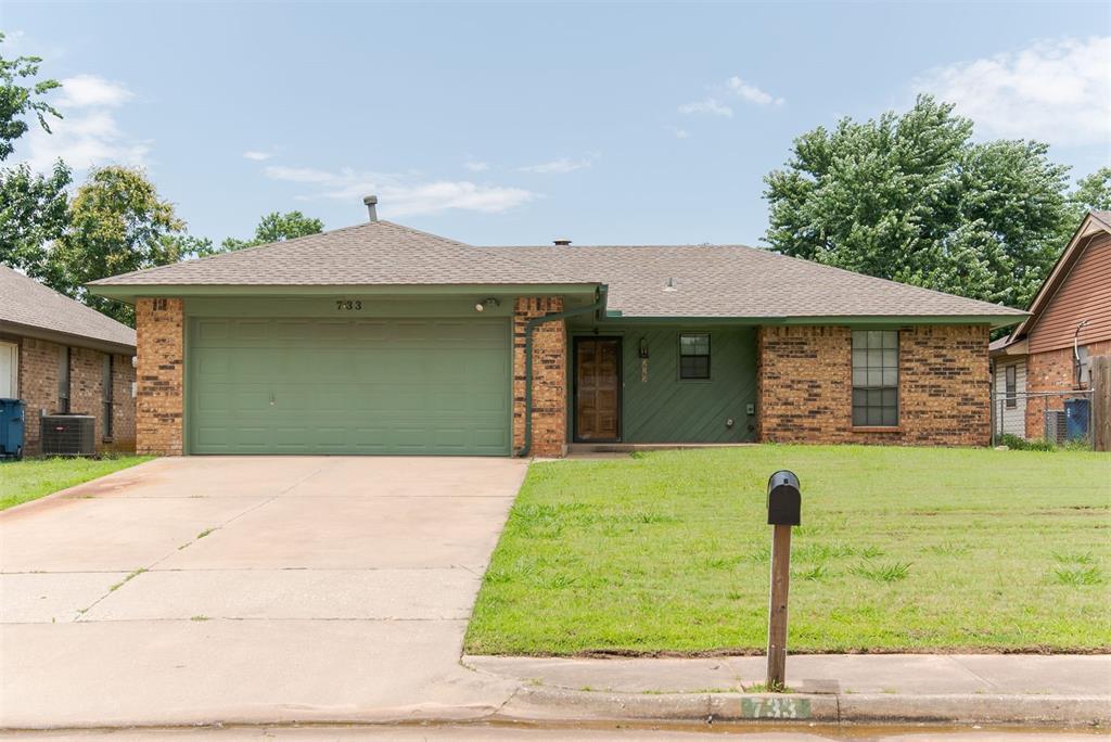 733 Mallard Avenue Property Photo 1