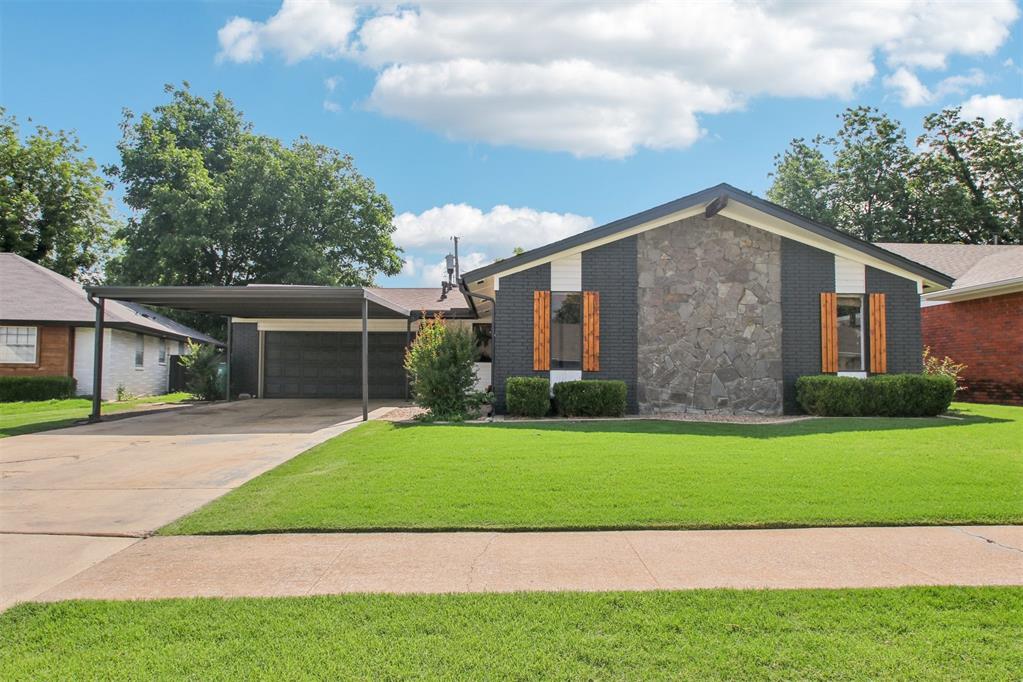 7720 S Country Club Drive Property Photo