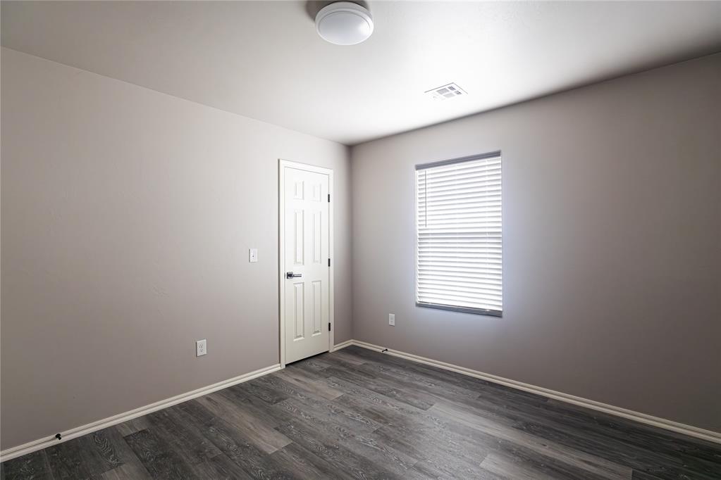 2824 Sw 31 Street Property Photo 8