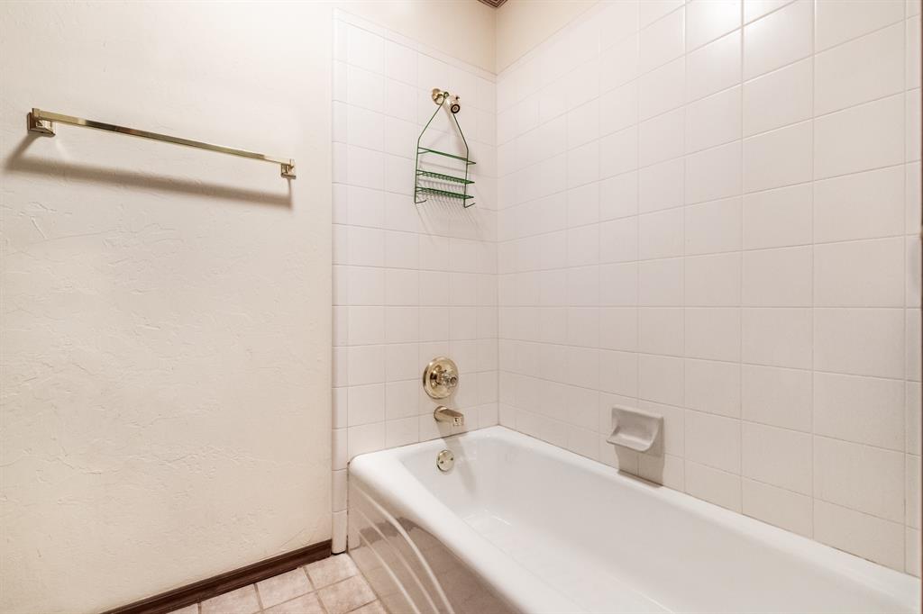11129 Springhollow Court Property Photo 24