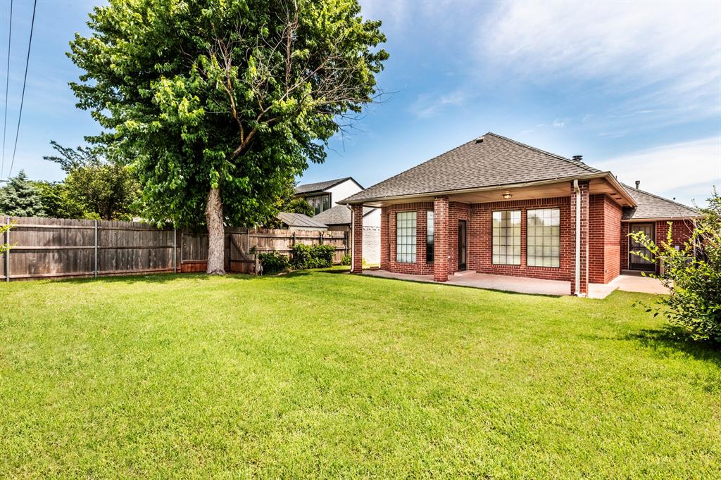 11129 Springhollow Court Property Photo 28