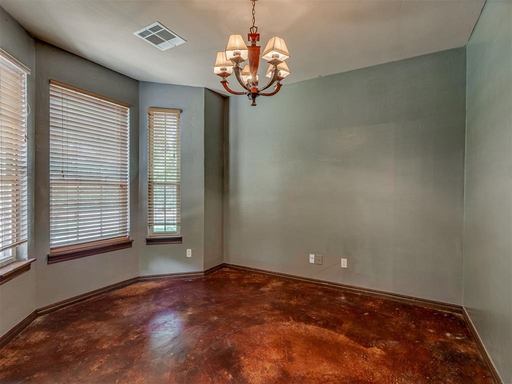 13353 Oak Hill Drive Property Photo 12