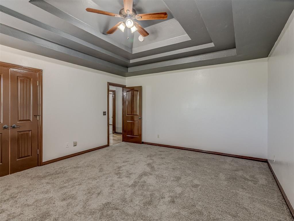 13353 Oak Hill Drive Property Photo 24