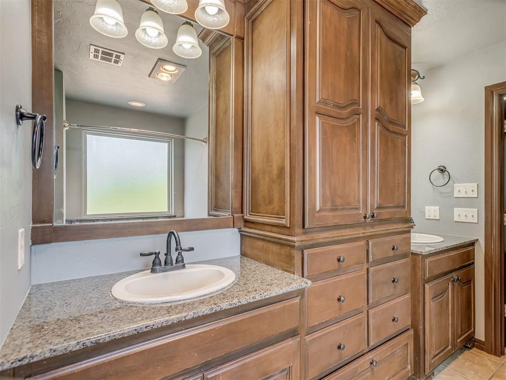 13353 Oak Hill Drive Property Photo 31