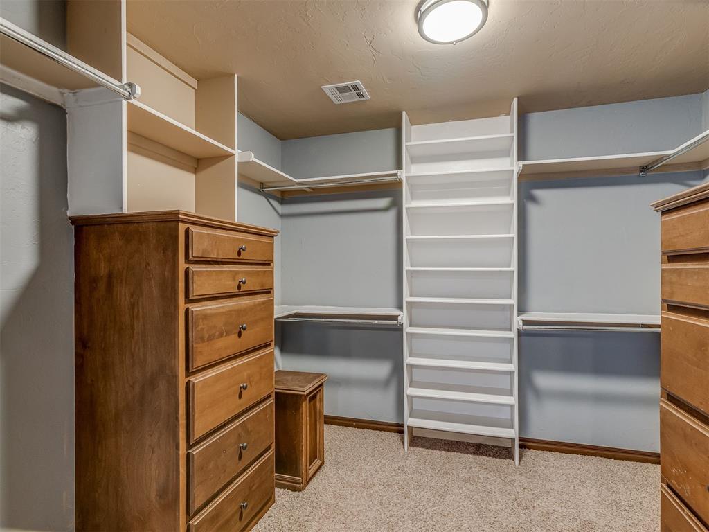 13353 Oak Hill Drive Property Photo 34