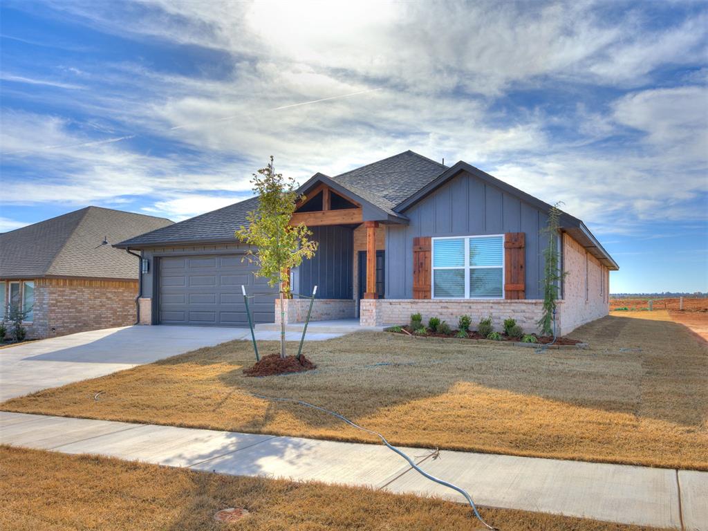 12032 Nw 120th Street Property Photo 3