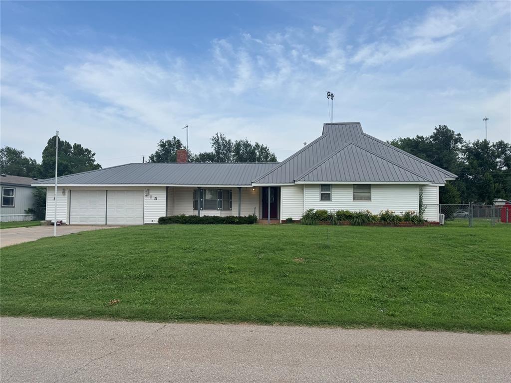 215 S 6th Street Property Photo 17