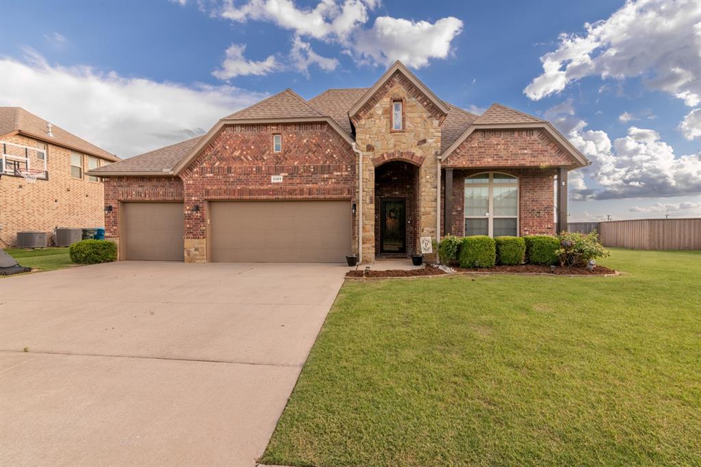 3101 Firewheel Road Property Photo 2